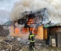 Пожарные ликвидировали пожар в посёлке Баранчинский 