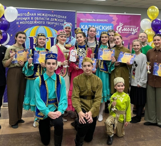 «Казанские узоры» кушвинских танцевальных коллективов