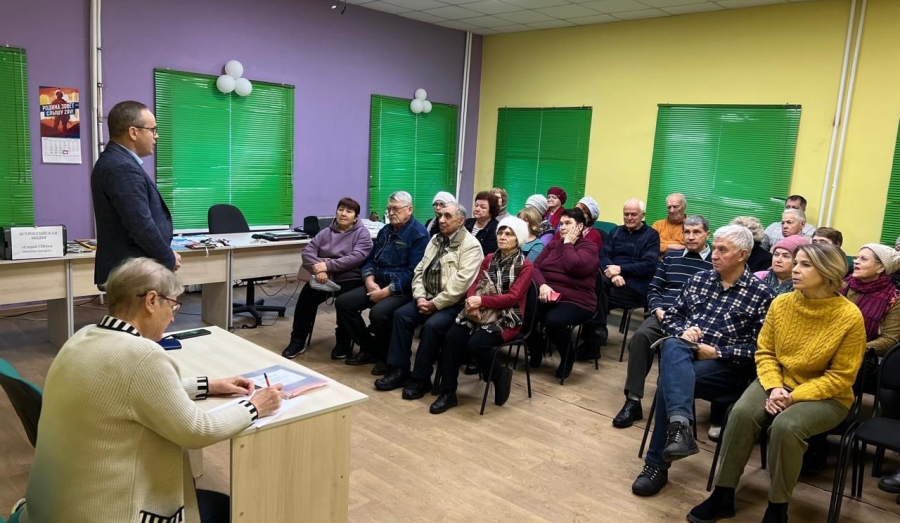 Ветераны Кушвы встретились с главой КГО