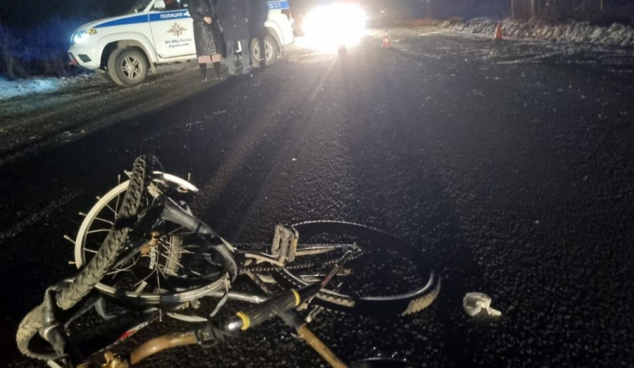 В Кушве два юных велосипедиста погибли под колесами внедорожника 