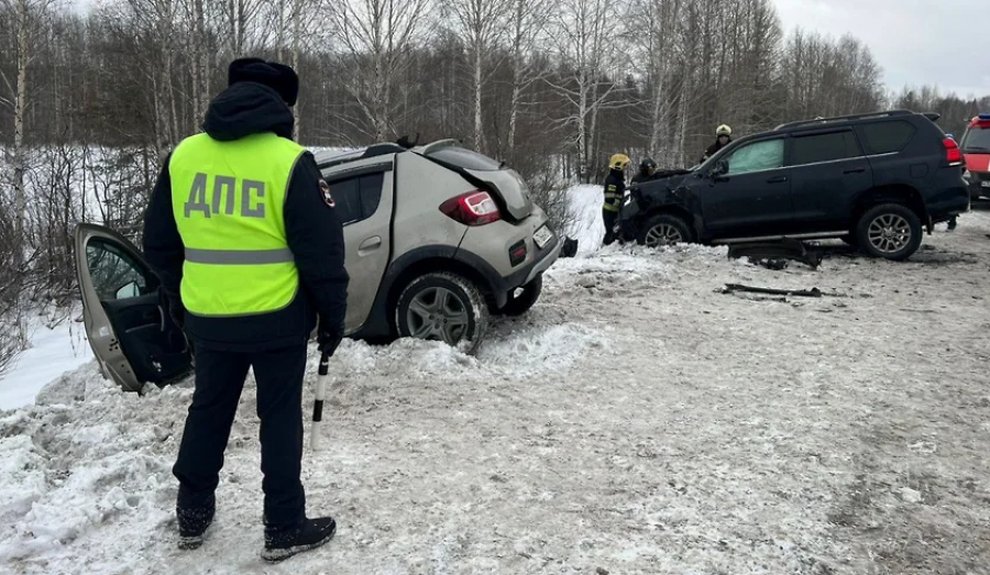 В ДТП на серовской трассе погибли два человека
