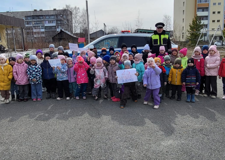 Инспектор в гостях у дошкольников
