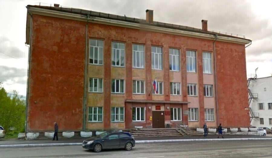 В Кушве татуировщик пыталась привлечь клиентов через интернет, прибегая к использованию нацистской символики.