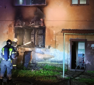 Пожарные ликвидировали пожар в Кушве 