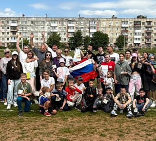 Орлёнок, орлёнок, взлети выше солнца