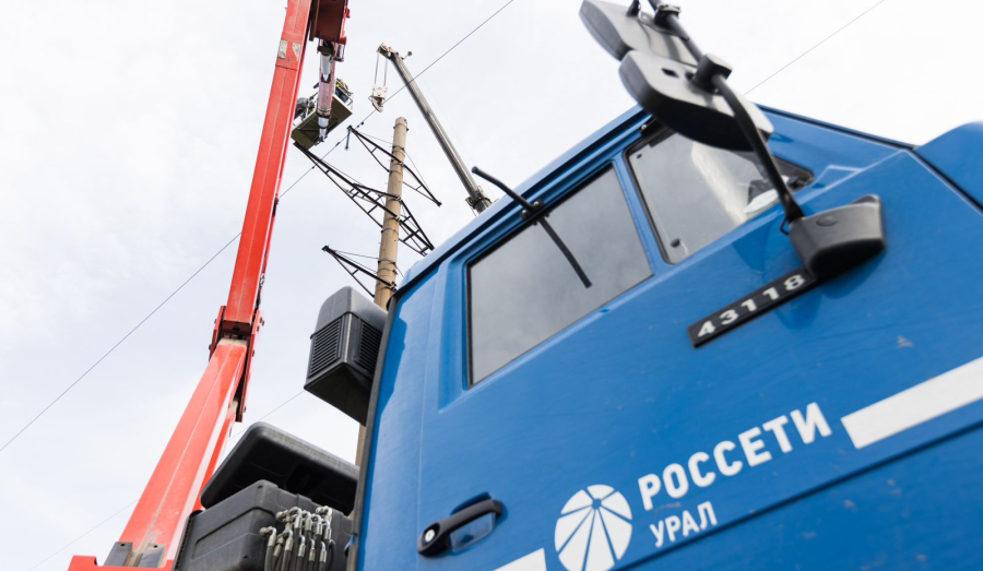 Энергетики «Россети Урал» усилили защиту системообразующей ЛЭП Свердловской области