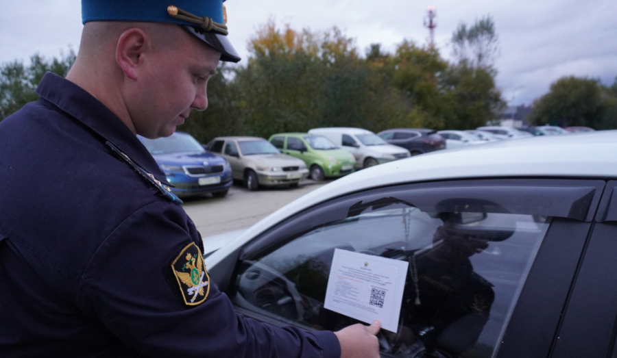 Судебные приставы в Свердловской области теперь работают с новыми технологиями 