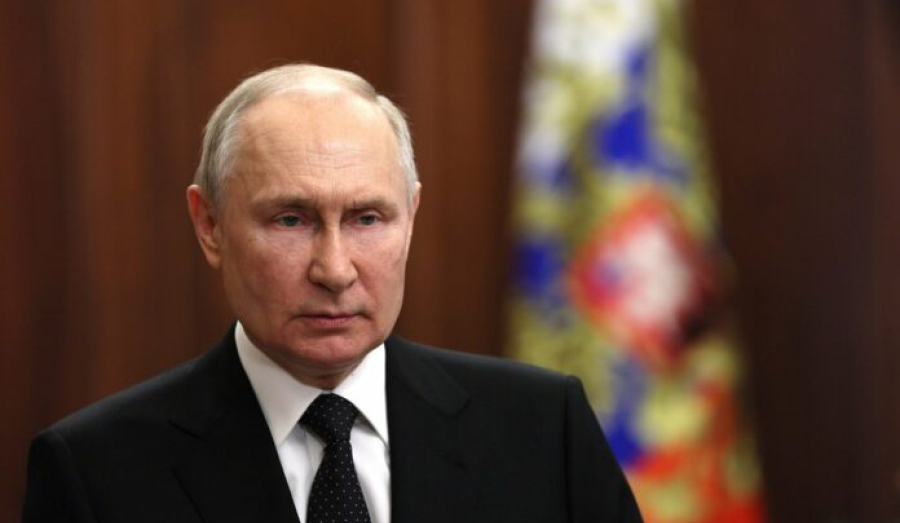 Владимир Путин подписал закон о повышении минимального размера оплаты труда