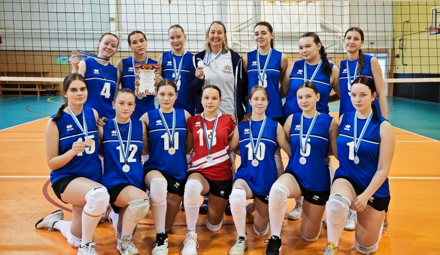 Молодцы! Юные волейболистки феерично выступили в «Молодёжной Лиге 