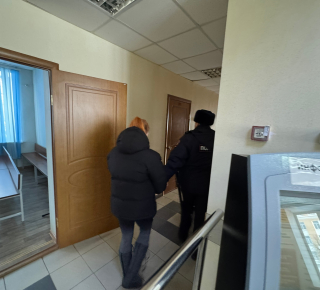 Жительницу Кушвы заключили под стражу за истязание 7-летнего сына