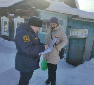 Профилактические рейды пожарных в Верхней Туре: безопасность в ваших руках!