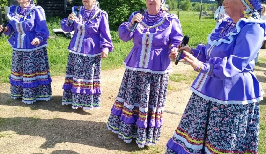 Кедровка отметила свой день рождения
