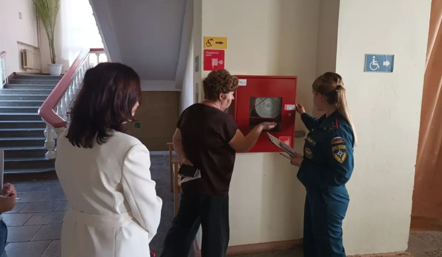 В Кушвинском городском округе состоялся профилактический визит сотрудников МЧС  