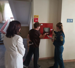 В Кушвинском городском округе состоялся профилактический визит сотрудников МЧС  