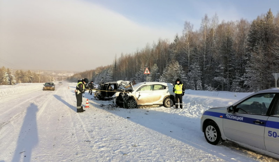 На Серовской трассе в жутком ДТП погибли 11-летний ребёнок и мужчина