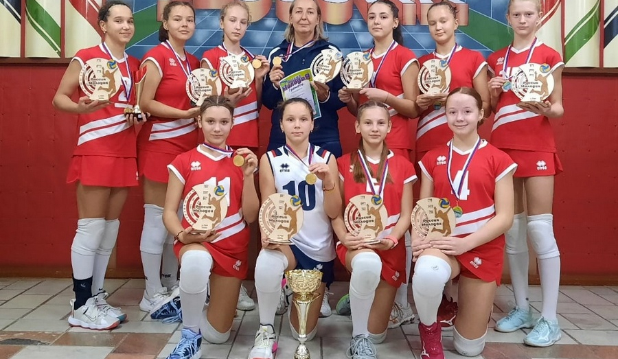 Кушвинские волейболистки выиграли областные соревнования