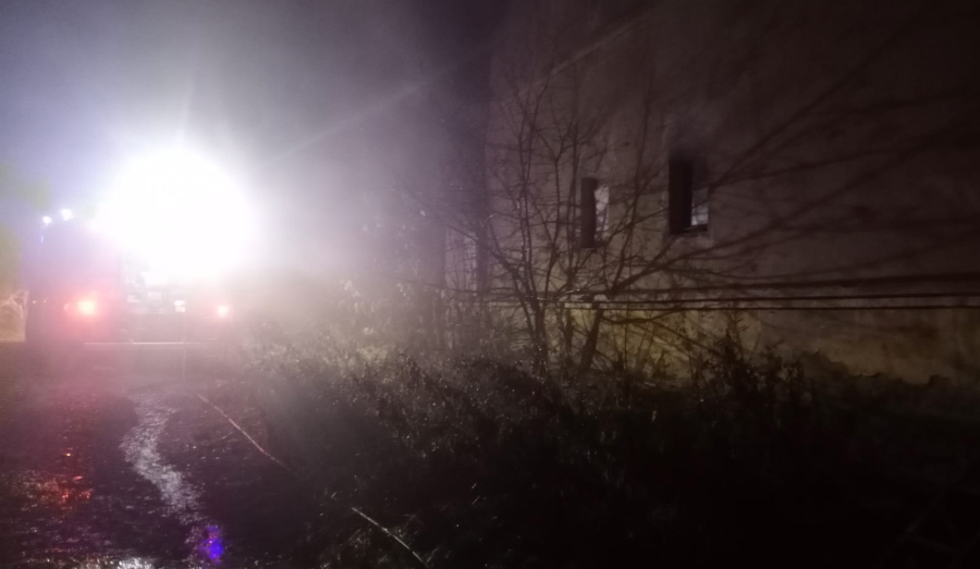 Пожар в Кушве. И вновь в заброшенном здании.