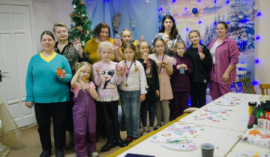 Новогодние игрушки на елку сделали своими руками