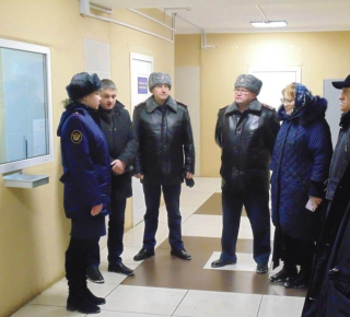 Уполномоченный по правам человека в Свердловской области посетила исправцентр в Верхней Туре